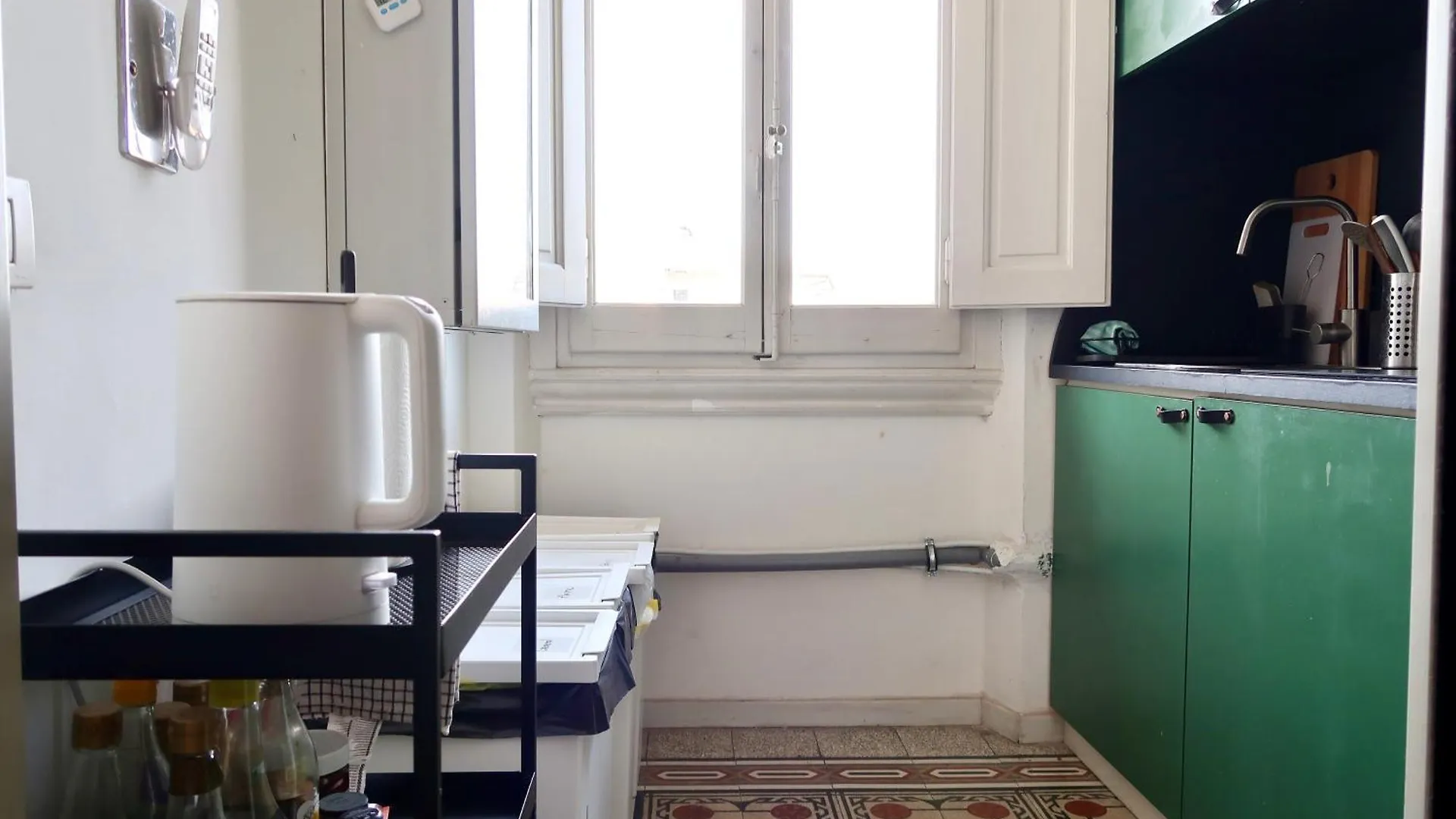 Bright And Spacious Esthers Room H Florence 0*,  Italy
